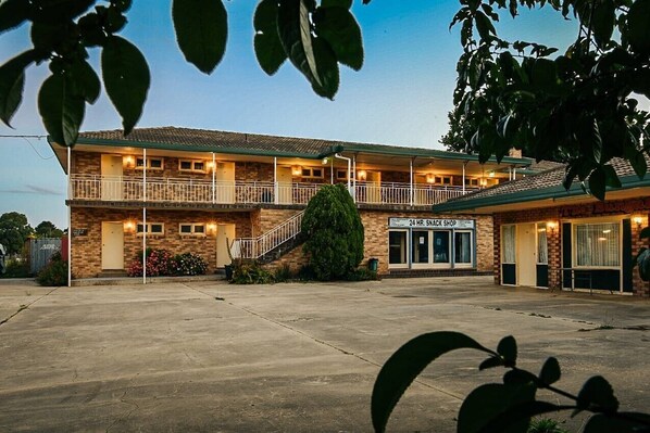 บริเวณภายนอก