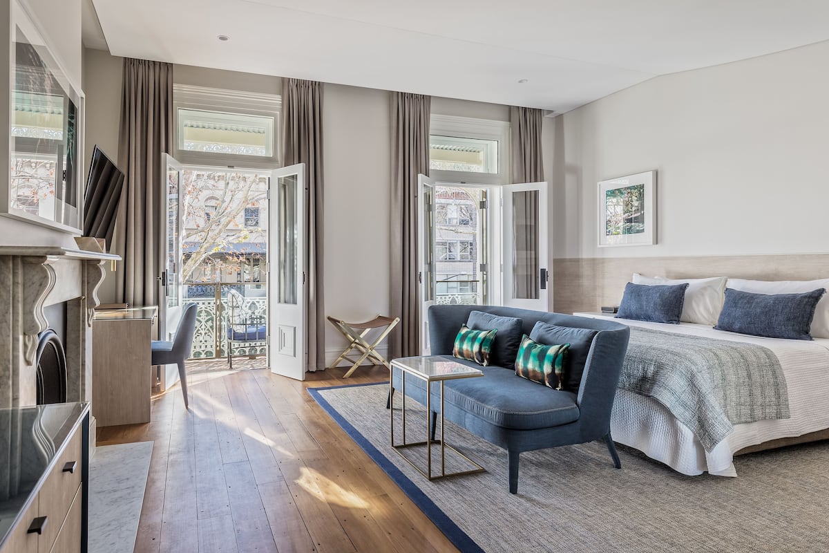 1 bedroom, premium bedding, minibar, in-room safe