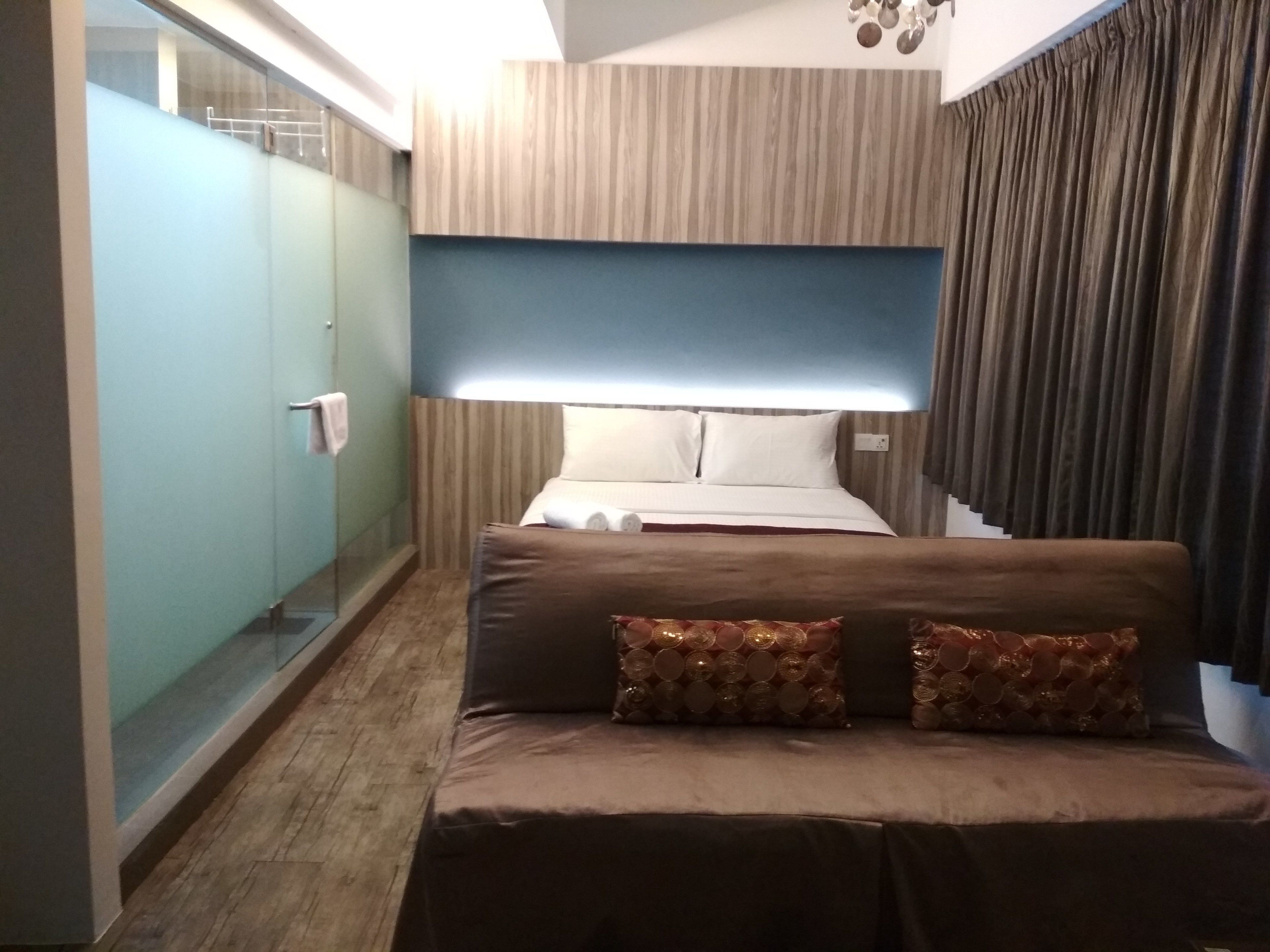 family | premium bedding, down duvets, in-room safe, desk