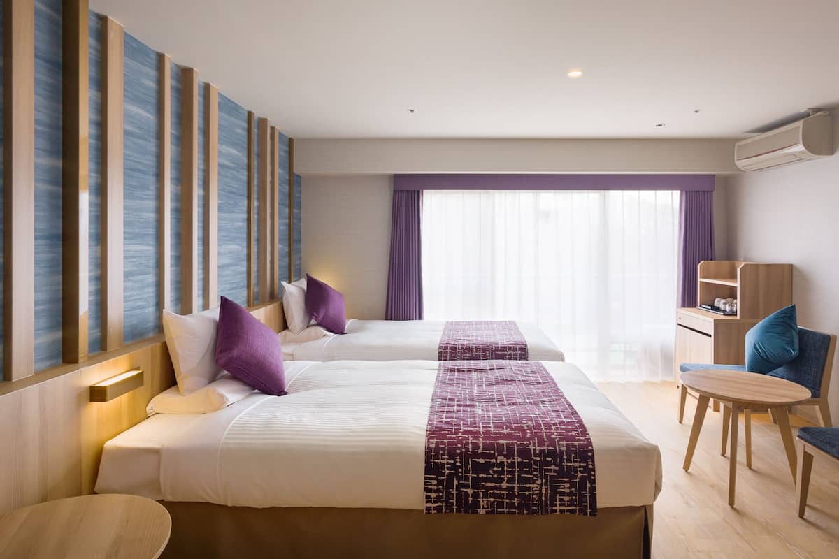 Sky Comfortfloor Quadruple Room Non-Smoking | 1 bedroom, in-room safe, free WiFi, bed sheets