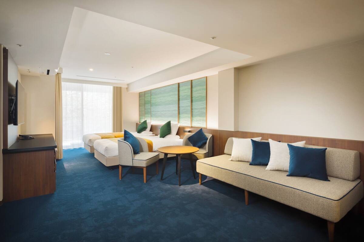 ห้องพัก, ปลอดบุหรี่ (River Front Terrace Suite, 52sqm) | ตู้นิรภัยในห้องพัก, Wi-Fi ฟรี, ผ้าปูที่นอน