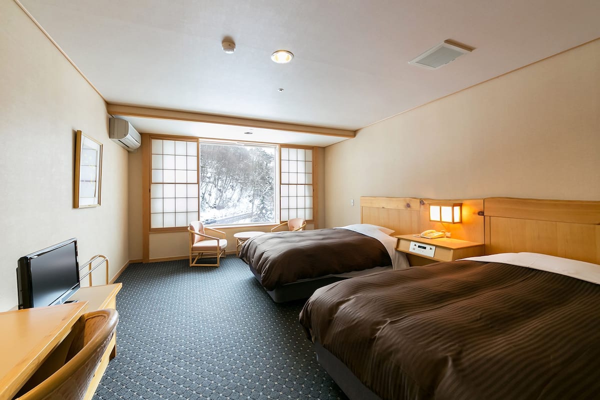 Twin Room, Non Smoking (Disability Access) | 1 bedroom, in-room safe, free WiFi, bed sheets