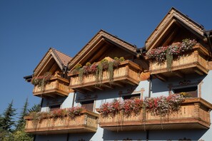 Studio | Soundproofing - Miraval Hotel (Predaia)