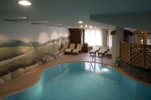 Indoor pool - Miraval Hotel (Predaia)
