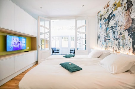 1 habitación, escritorio, wifi gratis y ropa de cama