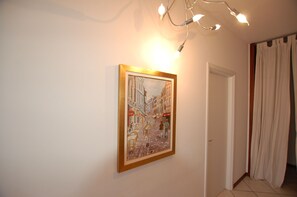 Télévision à écran plat