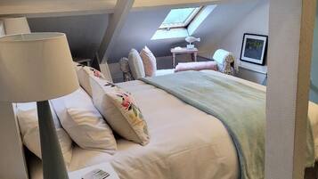 Double Room, Private Bathroom | 1 bedroom