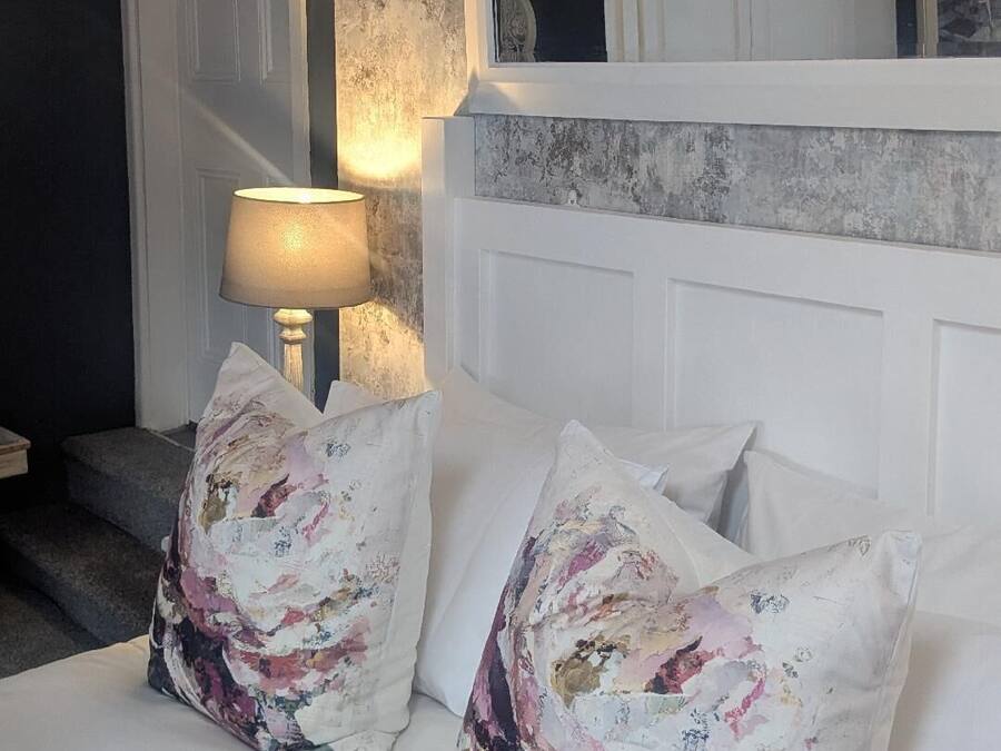Tweepersoonskamer, en-suite badkamer | 1 slaapkamer