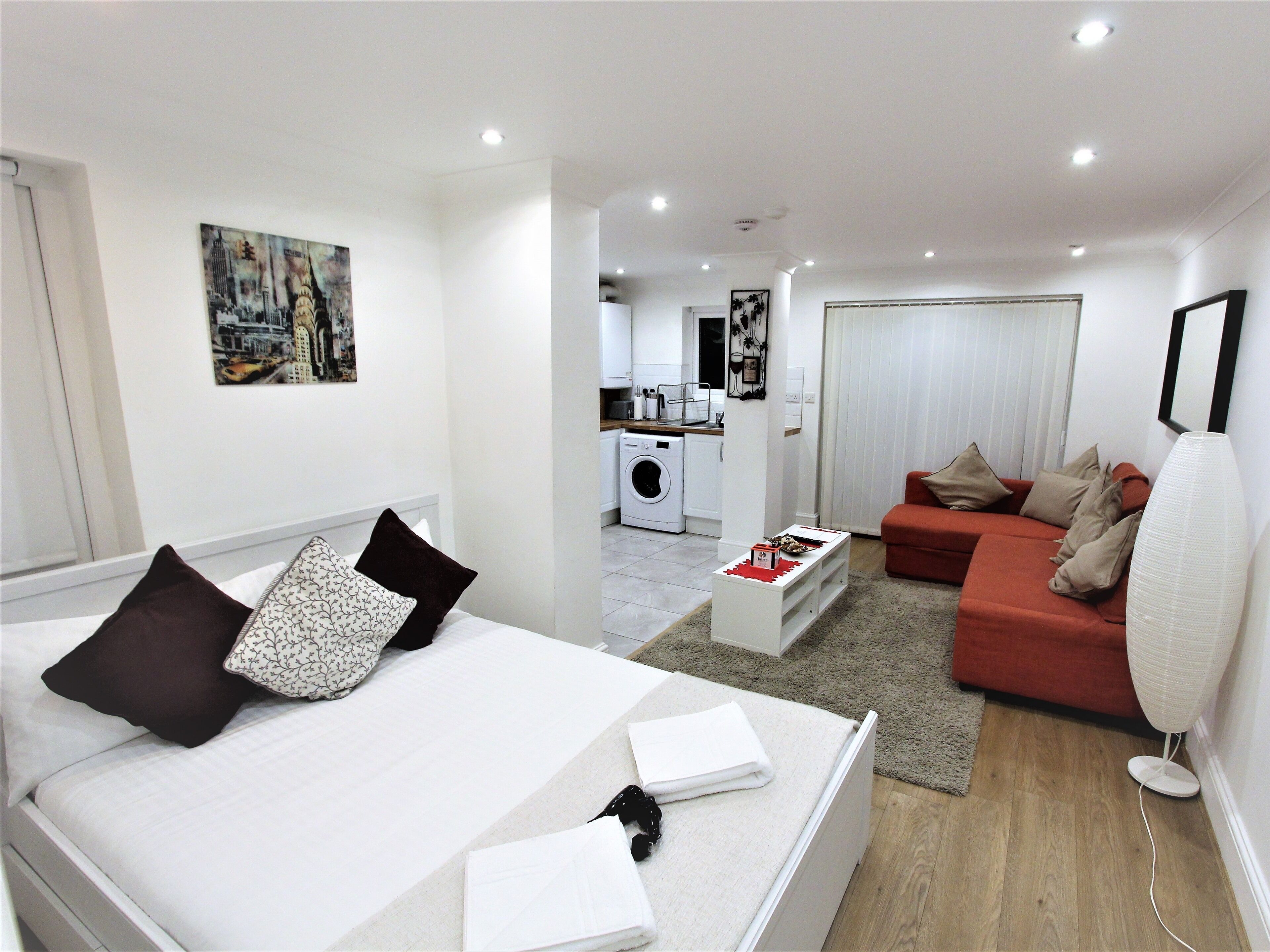 Estudio, baño compartido (Private Kitchen)