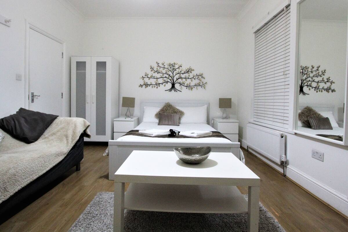 Suite, baño compartido (Sleeps 3)