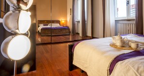 2 camere, con stile personalizzato, con arredamento individuale