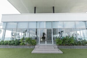 Entrada al alojamiento