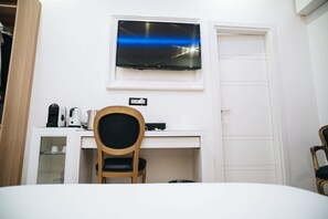 Doppia Matrimoniale | 1 bedroom, premium bedding, down duvets, pillow-top beds
