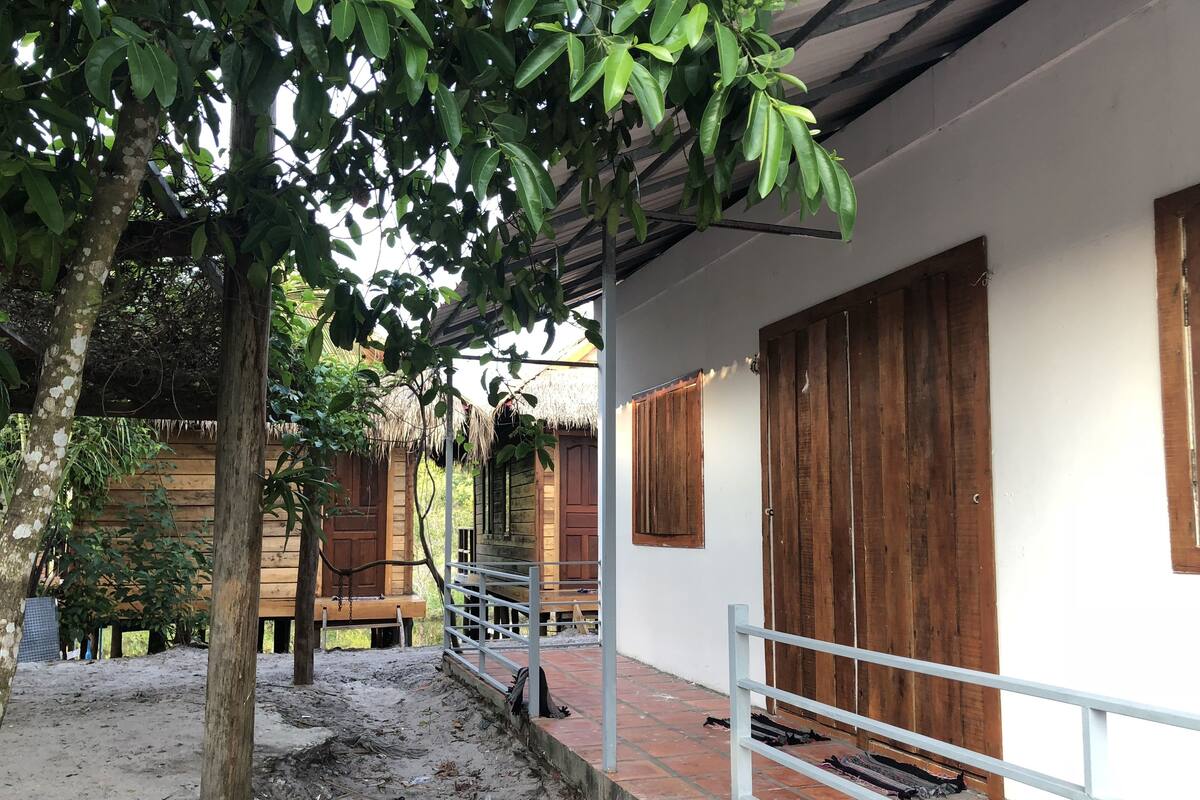 Habitación familiar | Escritorio