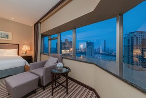 湖景大床房 | 客房景觀