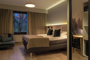 Superior Double Room, 1 Bedroom | Minibar, desk, soundproofing, iron/ironing board