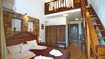 Duplex | In-room safe, soundproofing, iron/ironing board, free cots/infant beds