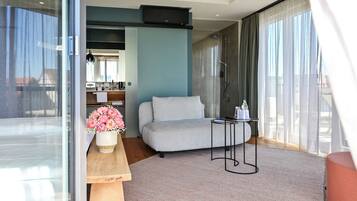 Villa MainTraum Doppelzimmer Deluxe | Biancheria da letto ipoallergenica, minibar, una cassaforte in camera