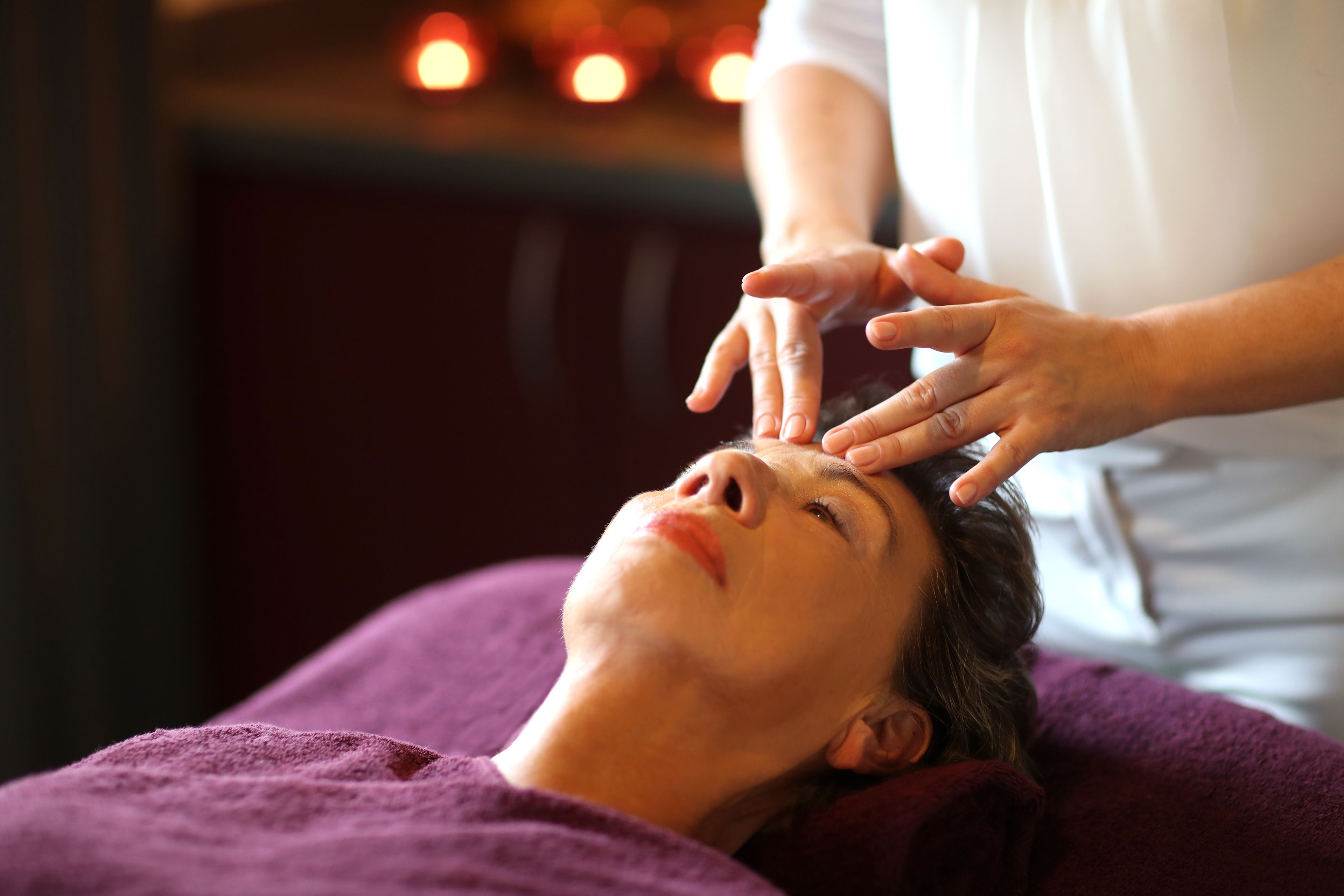 sauna, hot tub, body treatments, body wraps, body scrubs, facials