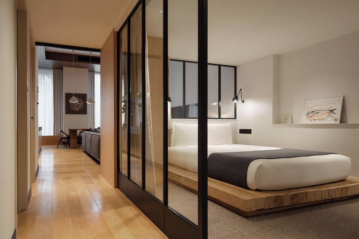 Chambre, non-fumeurs | Literie de qualité supérieure, minibar, coffres-forts dans les chambres