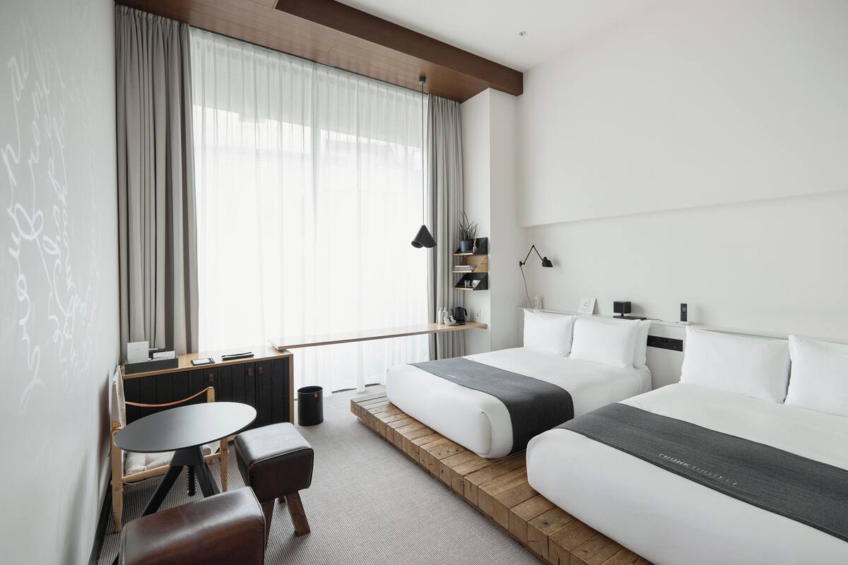 标准房, 无烟房 (Loft, 30 sqm) | 高档床上用品、迷你吧、客房内保险箱、遮光窗帘