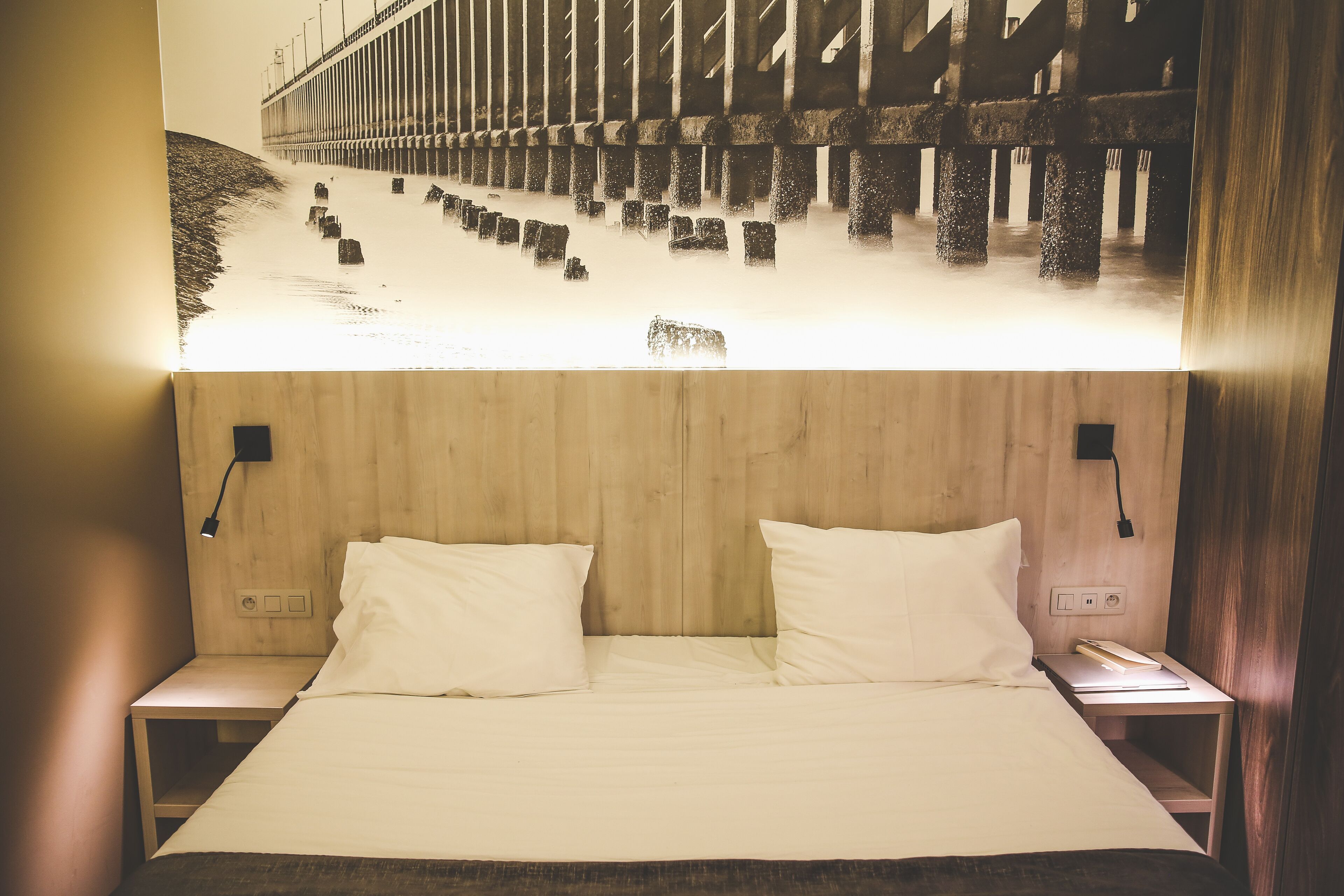 privilege, room, 1 double bed | minibar, in-room safe, desk, soundproofing