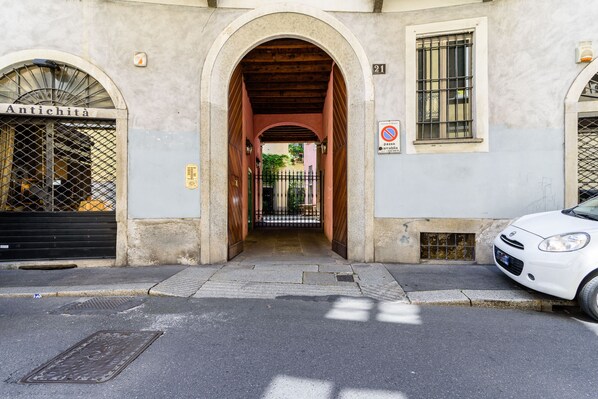 Exterior - JOIVY Old Town Milano (Milan)