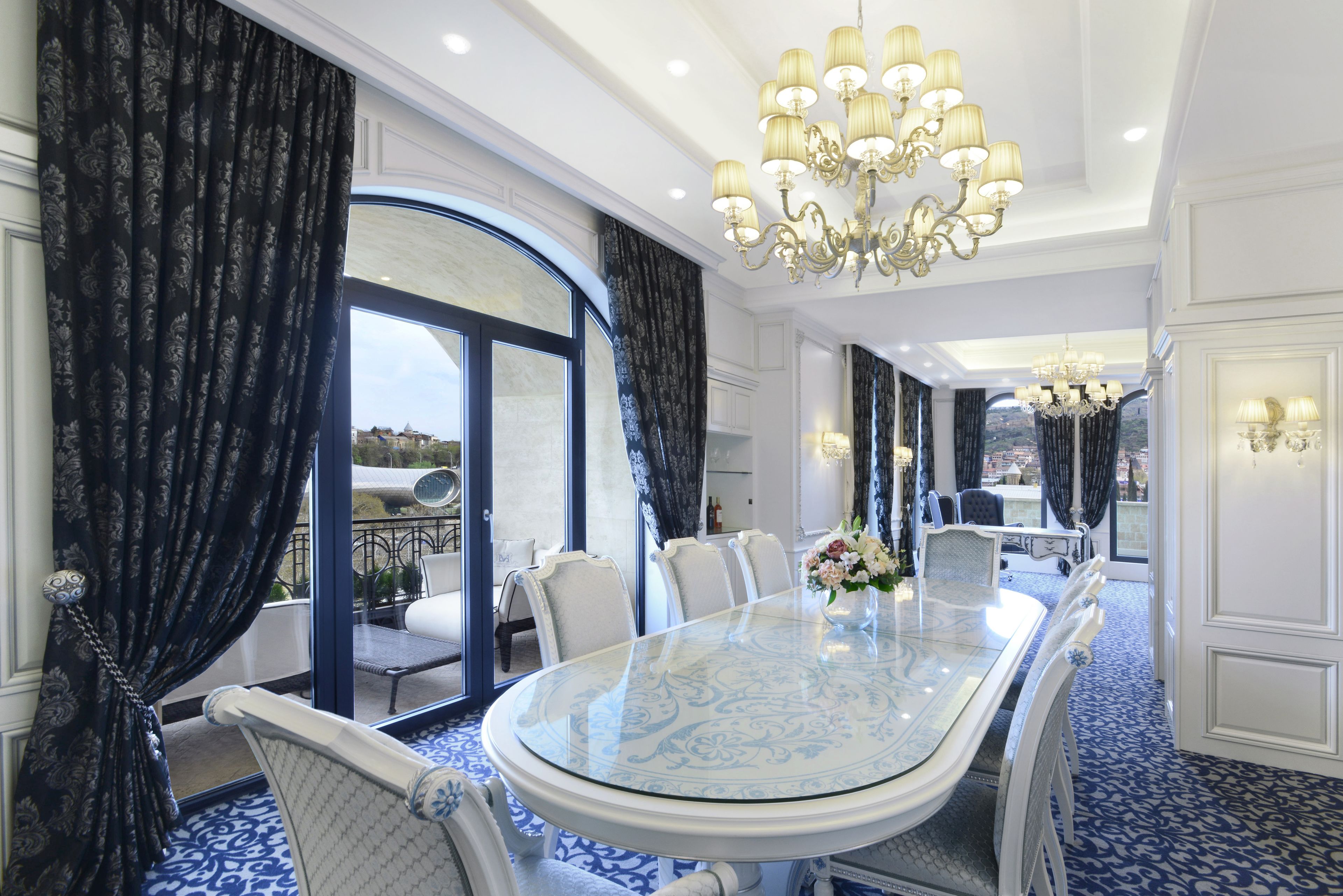 皇家套房, 3 間臥室 (New building) | 房內用餐區