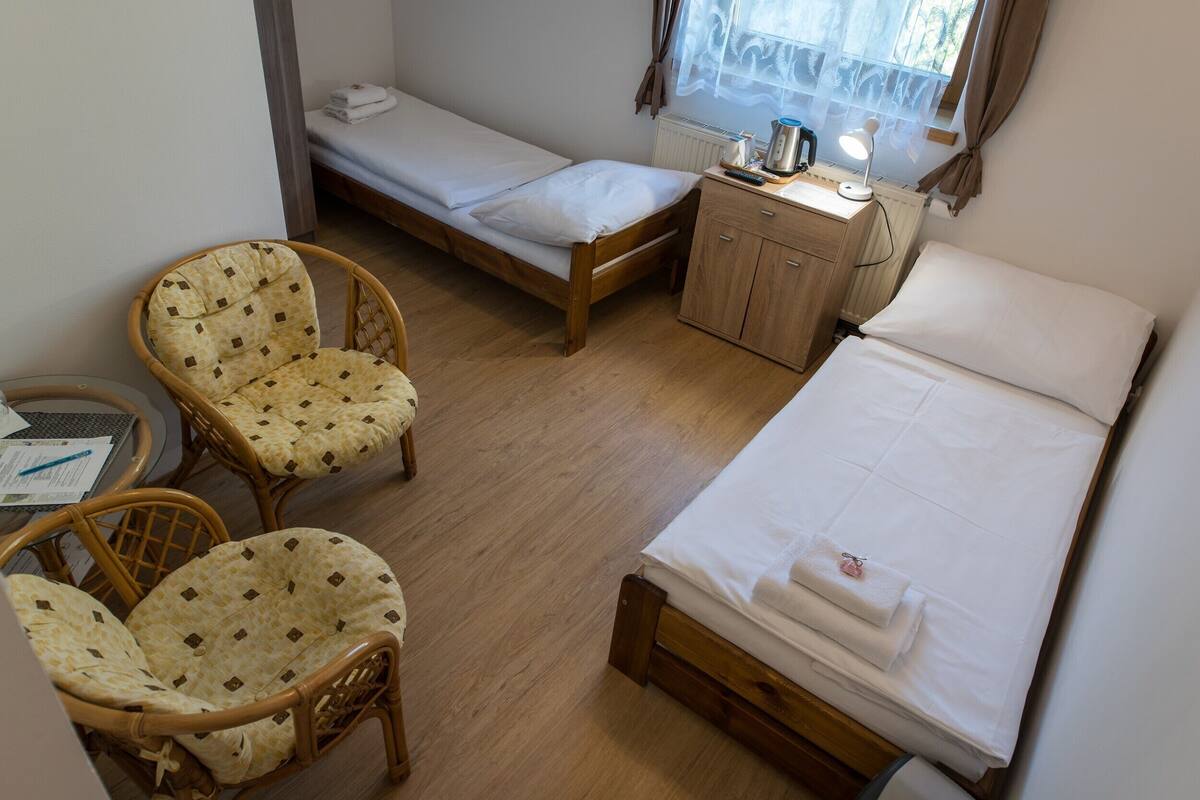 Iron/ironing board (on request), bed sheets