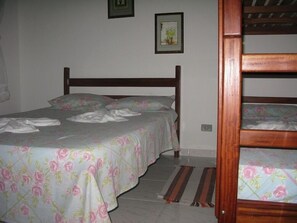 Minibar, free WiFi, bed sheets - Pousada Refúgio D'Mar (Ubatuba)