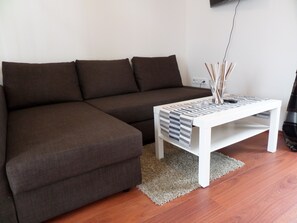 Comfort Apartment, 2 Bedrooms, Kitchenette | Living room | Flat-screen TV