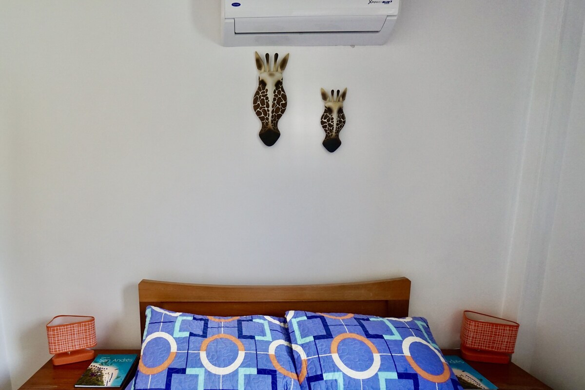 Chambre Supérieure, 1 lit double, en bord de piscine | Coffres-forts dans les chambres