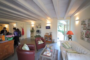 Lobby sitting area - Hotel Villa Moron (Negrar)