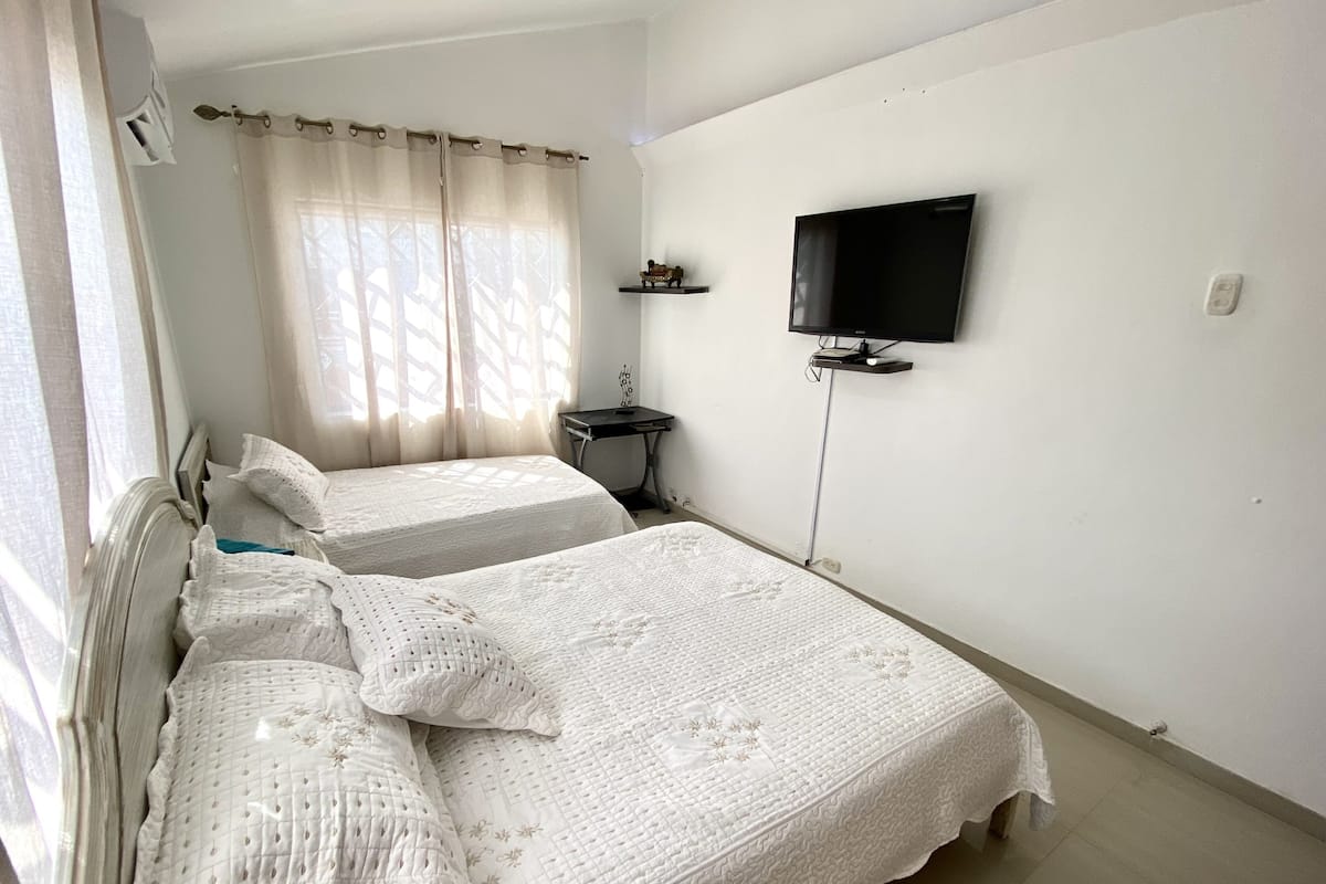 Family Apartment, 2 Bedrooms | Premium bedding, in-room safe, individually furnished