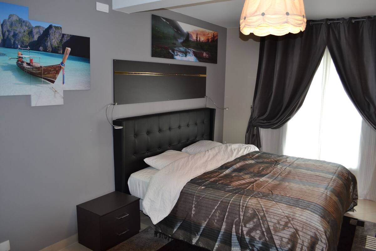 1 bedroom, premium bedding, individually decorated, soundproofing