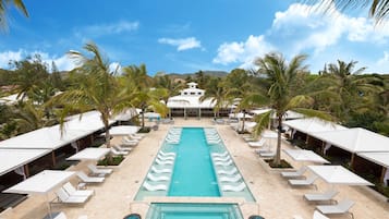 Piscine extérieure, tentes de plage, parasols de plage