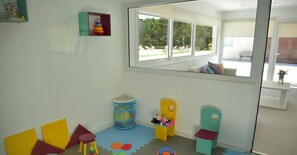 Children’s play area – indoor