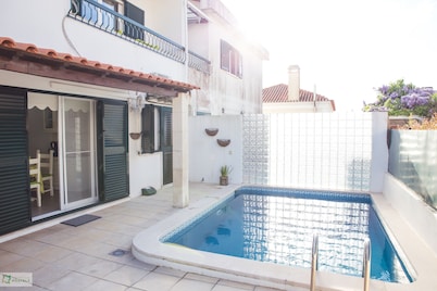 Help Yourself Hostels Carcavelos Coast