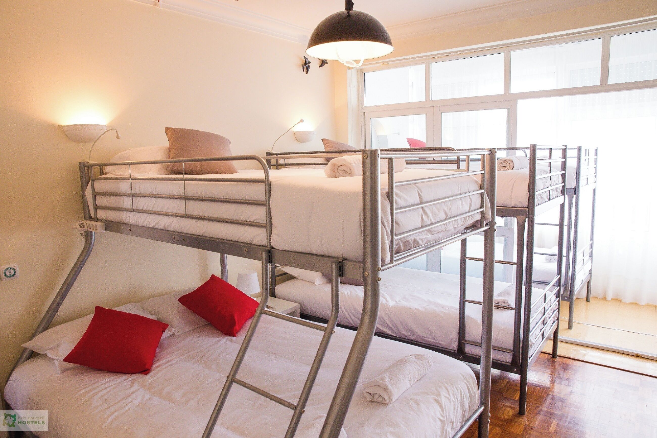 Foto - Help Yourself Hostels Carcavelos Coast