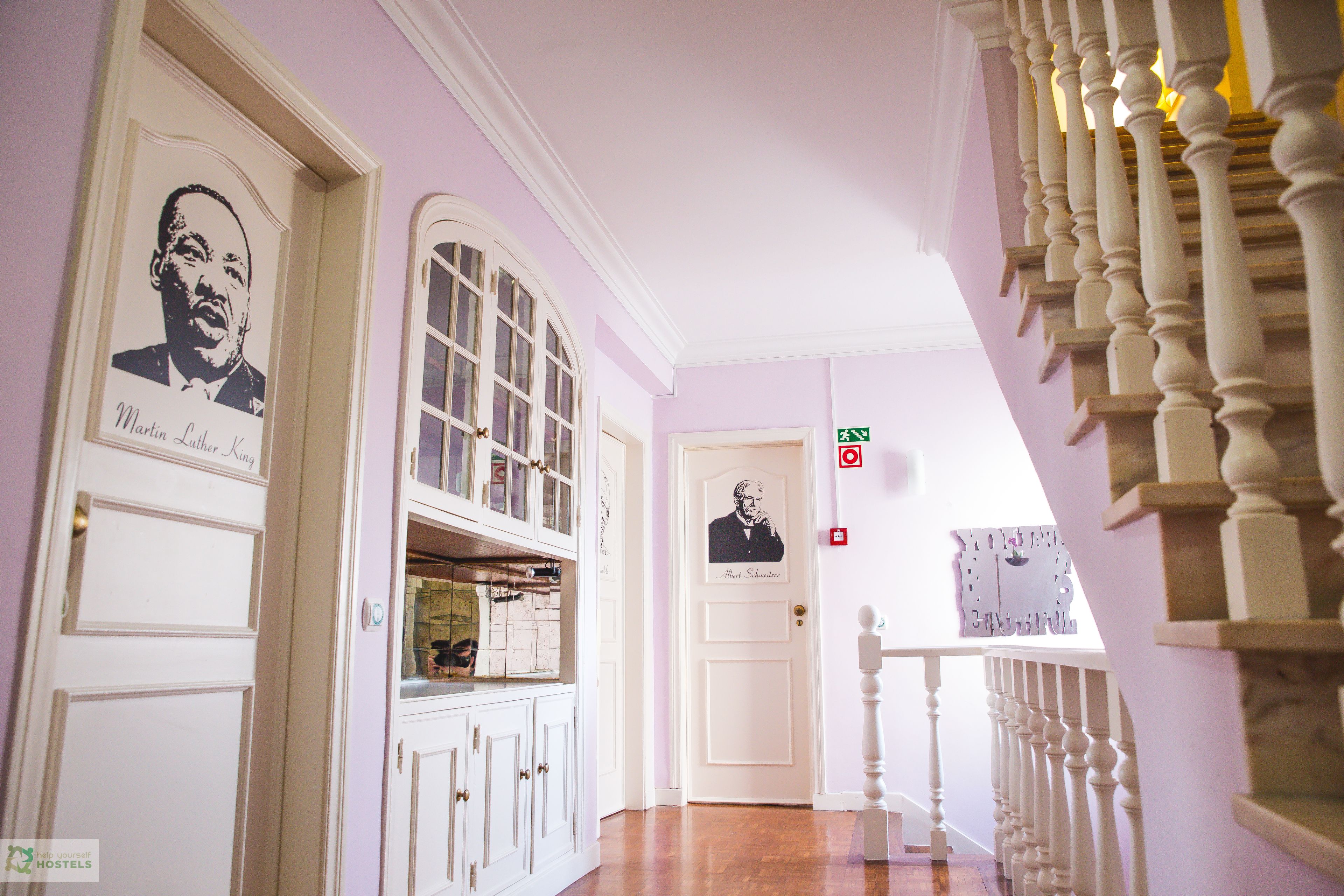 Photo - Help Yourself Hostels - Carcavelos Coast