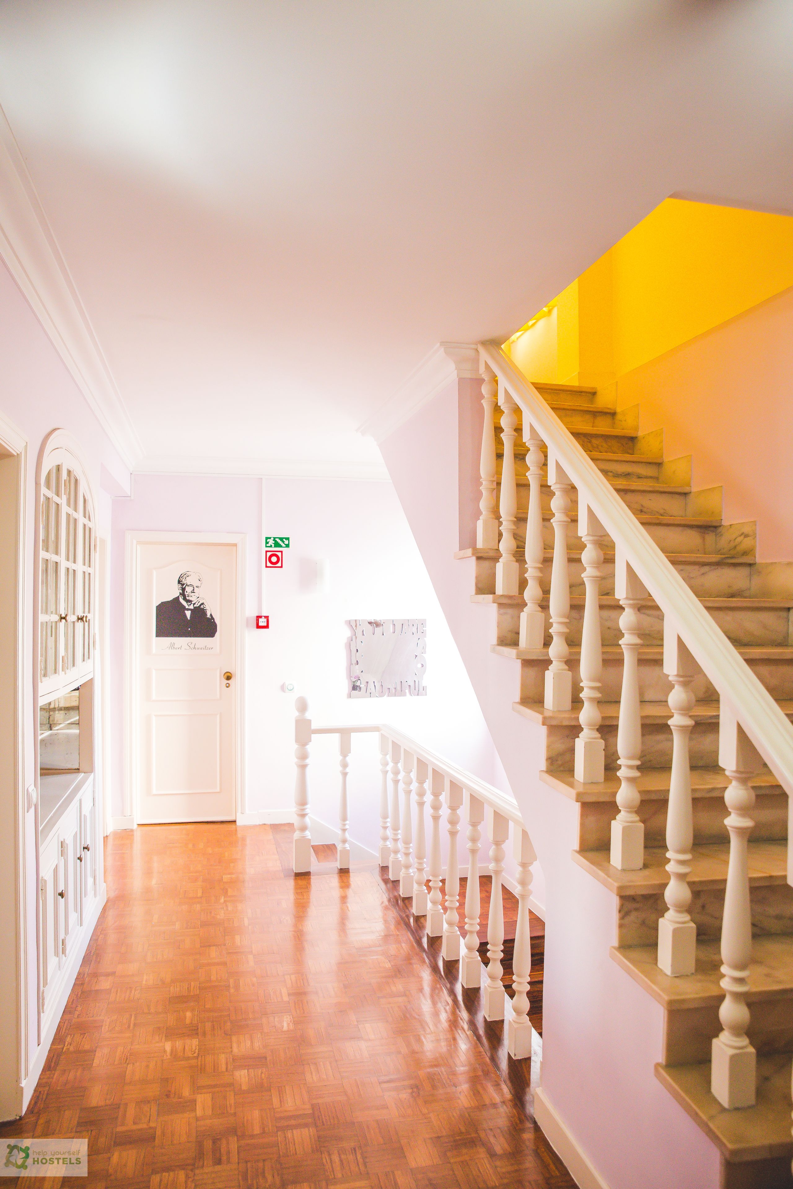 Foto - Help Yourself Hostels - Carcavelos Coast