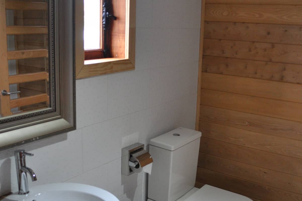 superior suite, 1 bedroom, sauna | bathroom | shower, free toiletries, hair dryer, towels