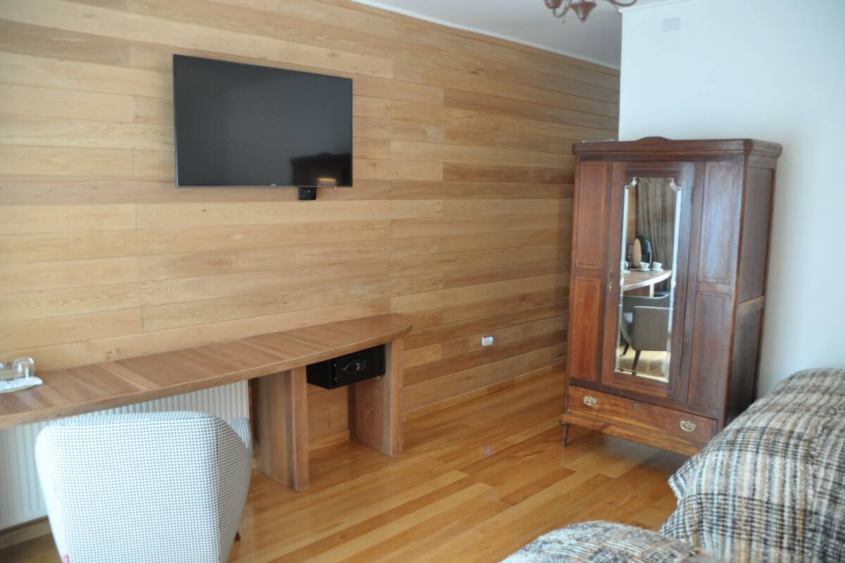 standard double room, 1 bedroom, private bathroom | room amenity