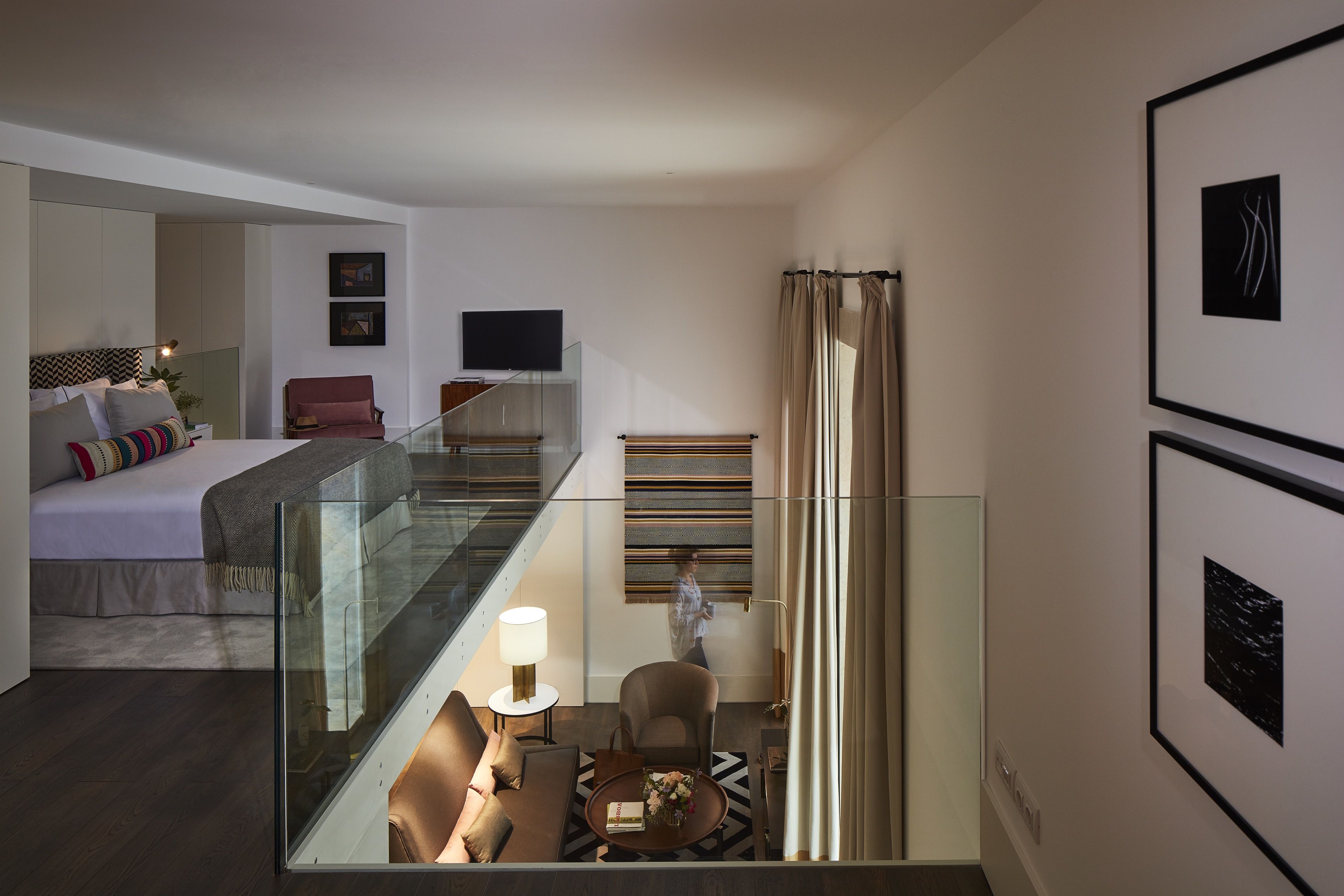 bairro alto mezzanine | 2 bedrooms, minibar, in-room safe, individually decorated