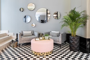 Couples treatment rooms, body treatments, Thai massages, sports massages - The Lumiares Hotel & Spa (Lisbon)