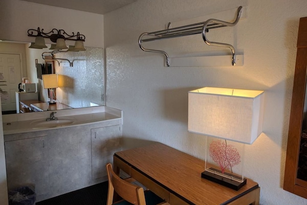 In-room business center