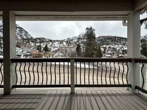 Vue sur les montagnes