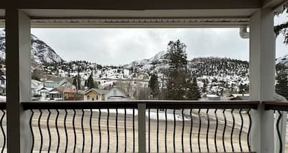 Abram Inn & Suites