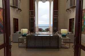 Luxury Villa, 6 Bedrooms, Ocean View, Slope side | Living area