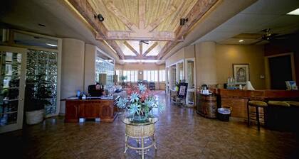 4 Seasons at Desert Breezes